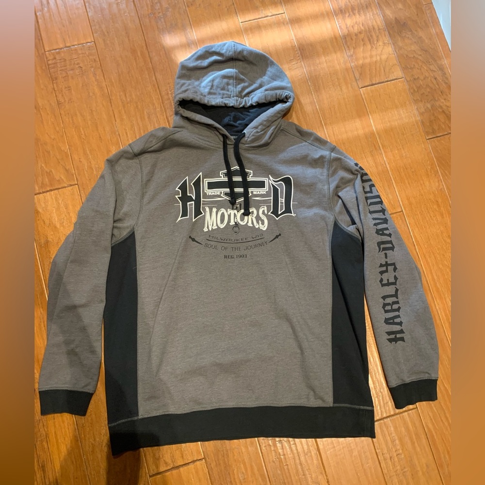Harley Davidson Sweatshirt, size XL